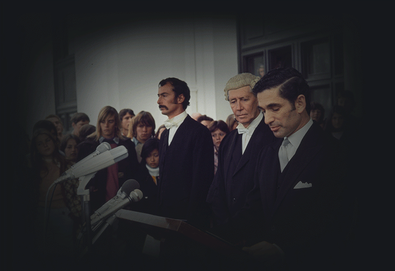 Government - Federal Parliament - Proclamation of Joint Sitting of Parliament, read by Mr David Smith outside the House