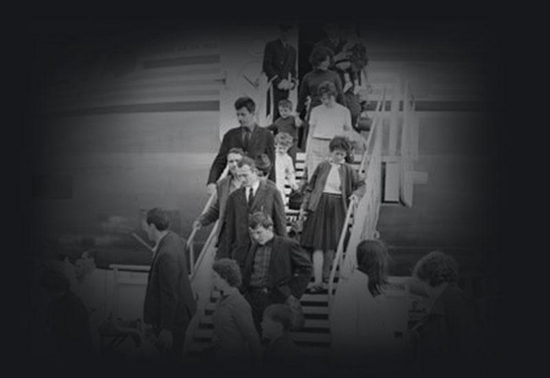 Immigrants arriving in Australia, 1967.