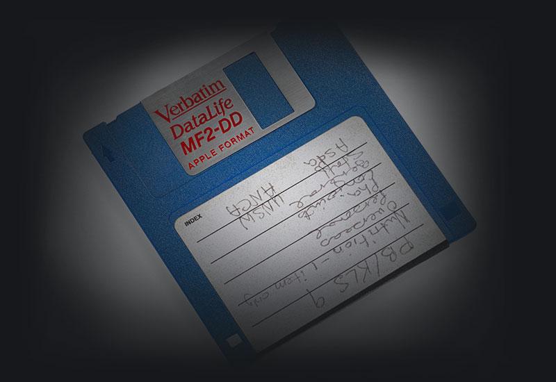 A compact magnetic data disc Verbatim Data Life MF2-DD