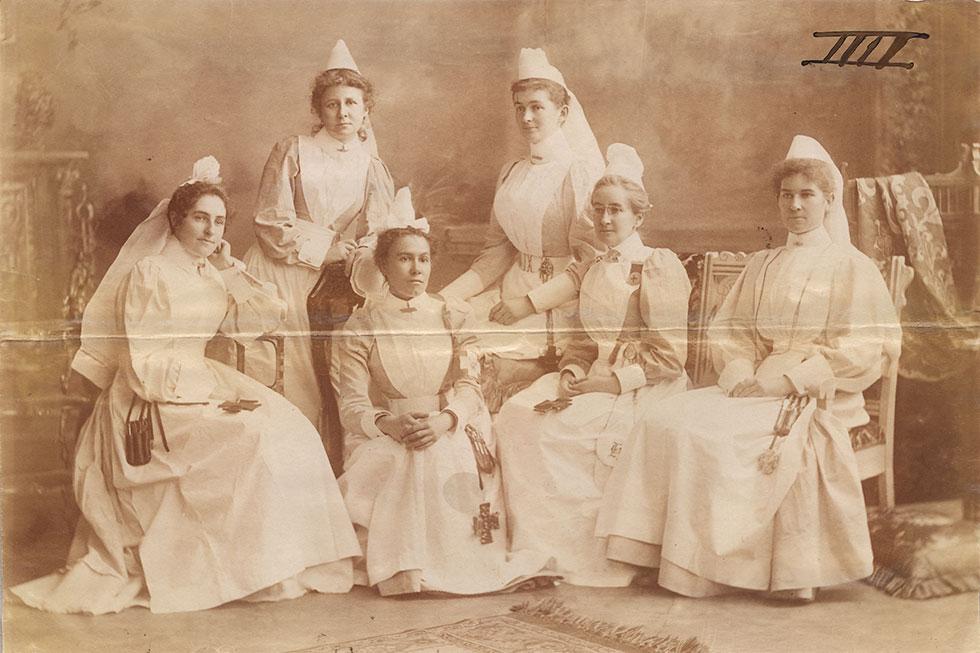 Photograph – six patriotic nurses bound for South Africa.