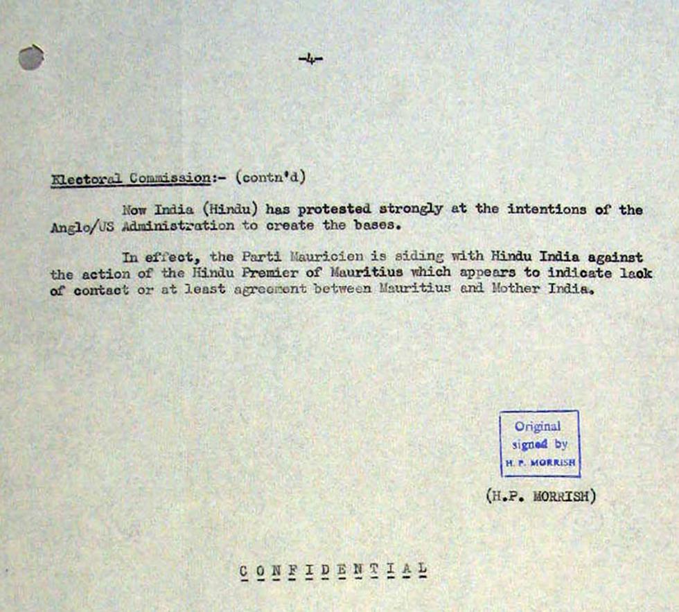 Political report on Mauritius addressed to the Qantas area manager in Africa.