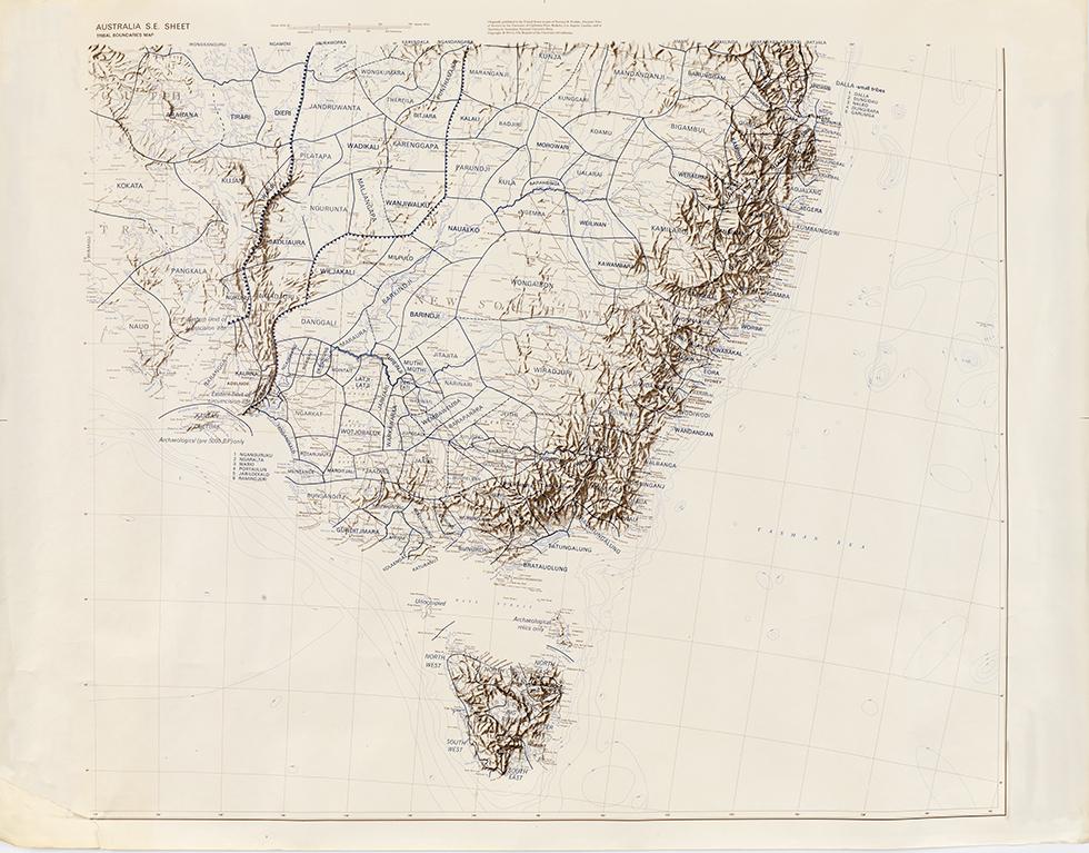 Map of the south eastern part of Australia showing language boundaries.