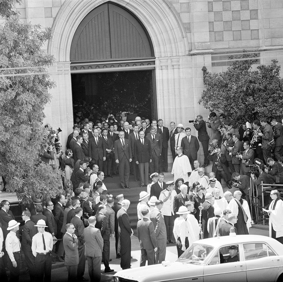 Prime Minister John McEwen with world leaders at Harold Holt's memorial service, 22 December 1967.
