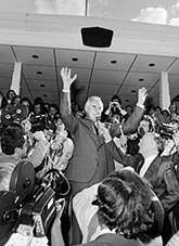 Demonstration against the Dissolution of Parliament by Sir John Kerr and support for Mr Gough Whitlam at Parliament House, 1975