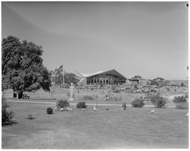 Alpine Lodge restaurant in Adelaide’s Veale Gardens, 1964. 