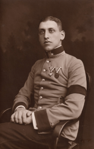 Alexander Weiss in the Imperial Austro-Hungarian army during WW1. Courtesy of the White family.