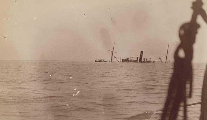 Wreck of the Karrakatta at high water, photographer Arthur A Dean, 1901